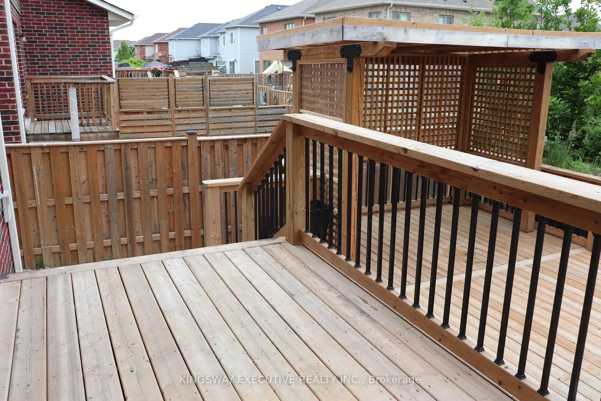 Photo 12 of 58 Oliver Lane, St. Catharines — HOMEH