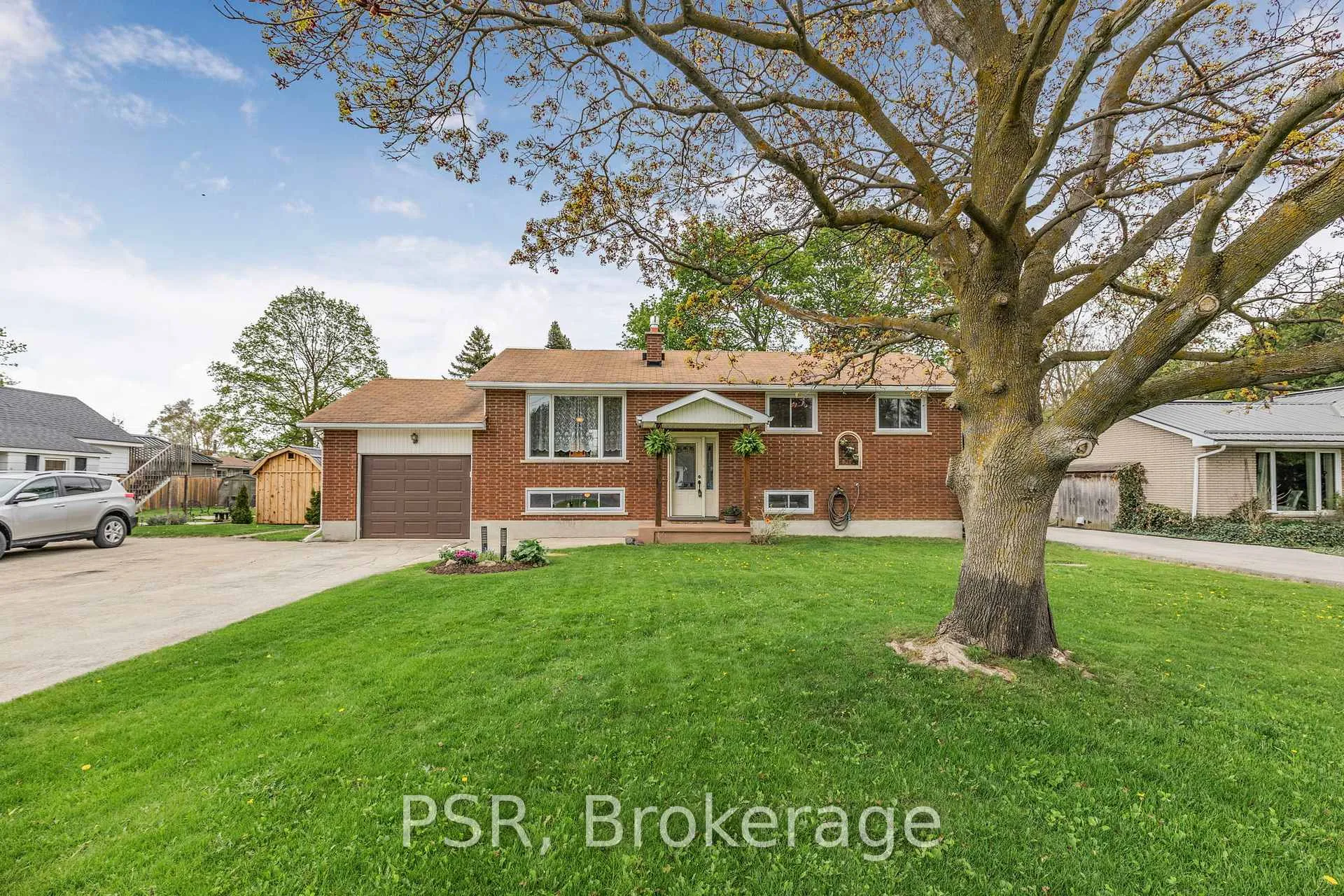 Photo 2 of 4147 County 124 Road, Clearview, Nottawa — HOMEH