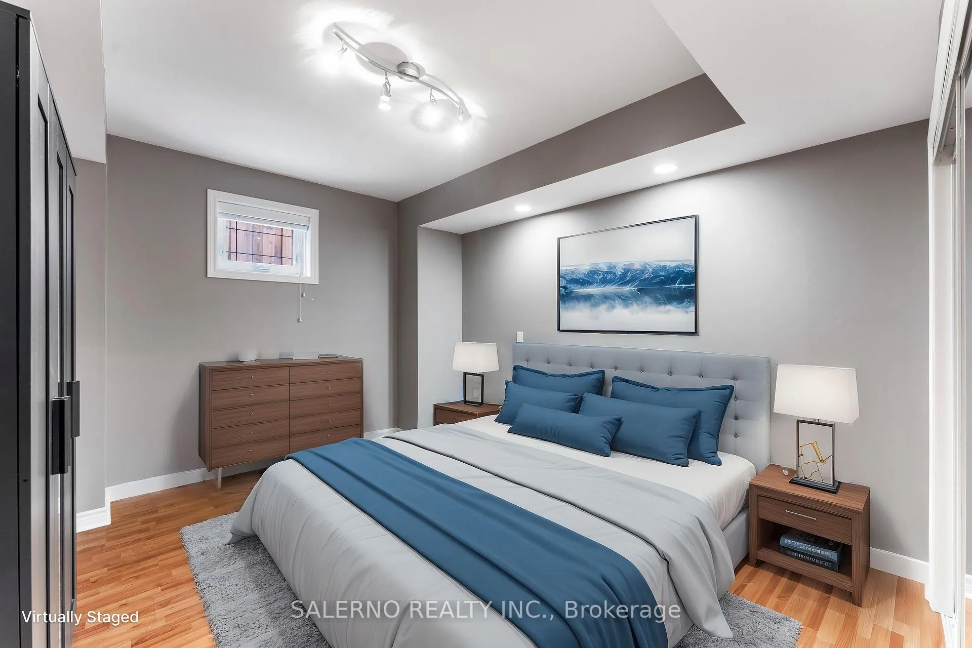 Photo 32 of 521 Cunningham Drive, Vaughan, Maple — HOMEH