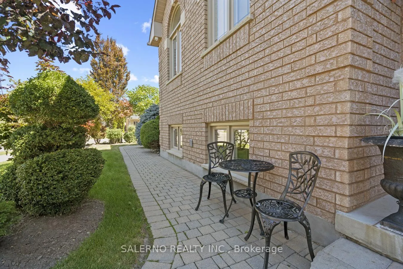 Photo 36 of 521 Cunningham Drive, Vaughan, Maple — HOMEH