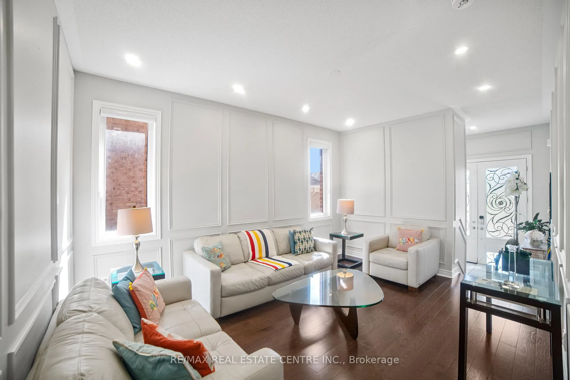 Photo 5 of 1106 Cactus Crescent, Pickering, Rural Pickering — HOMEH