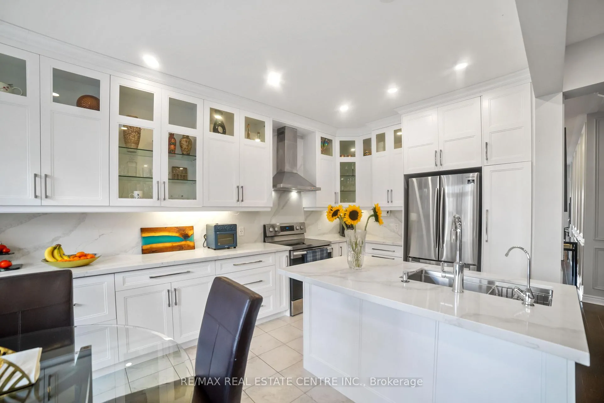 Photo 9 of 1106 Cactus Crescent, Pickering, Rural Pickering — HOMEH