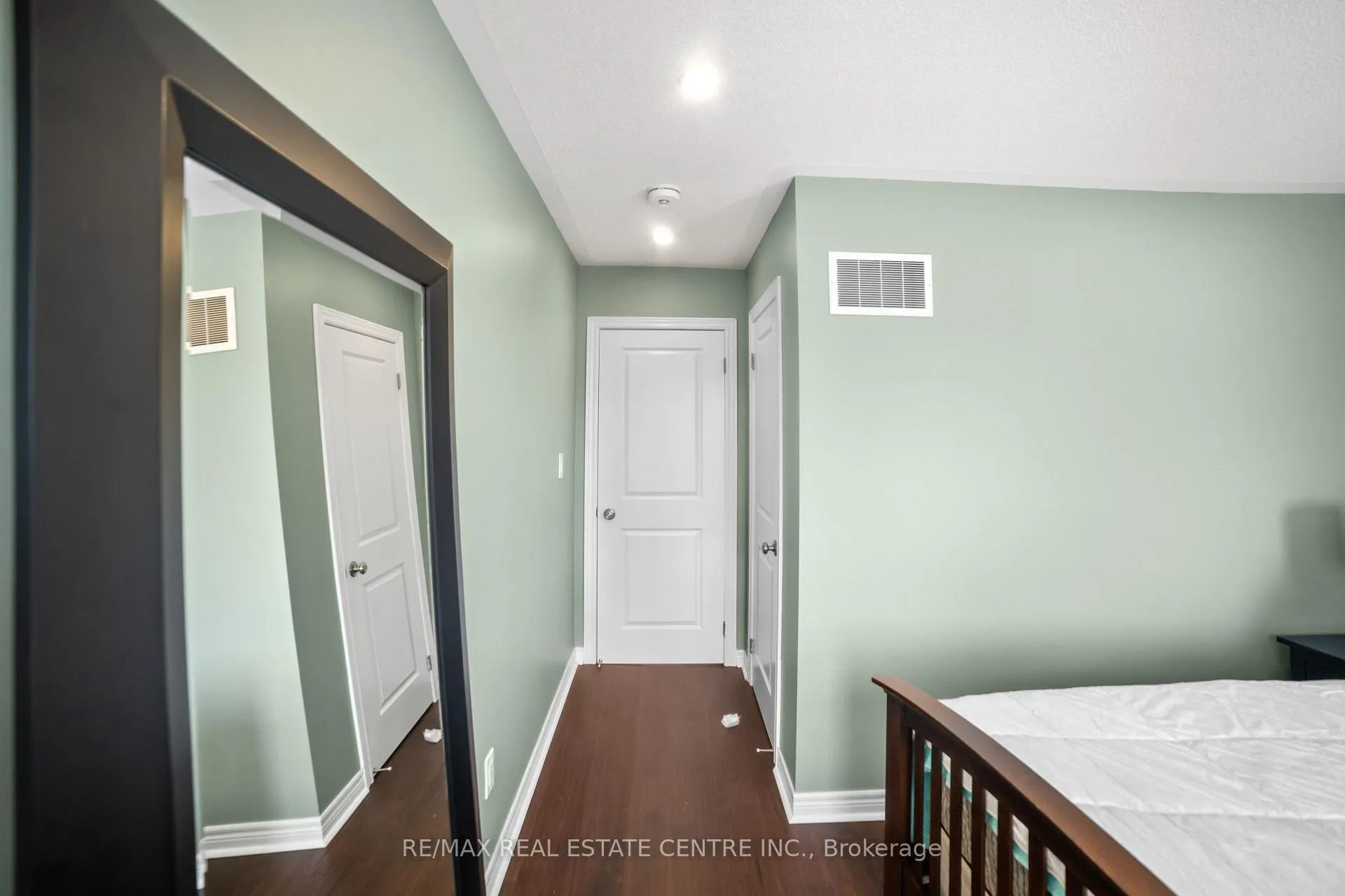 Photo 27 of 1106 Cactus Crescent, Pickering, Rural Pickering — HOMEH