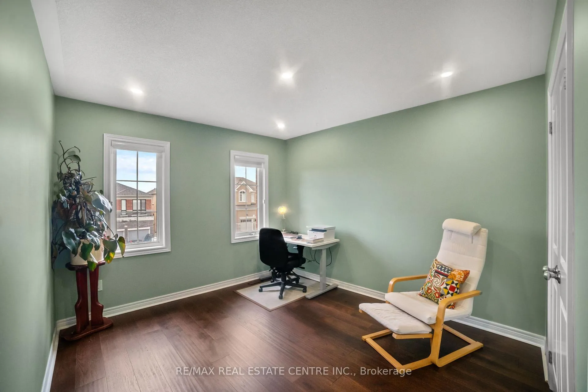 Photo 29 of 1106 Cactus Crescent, Pickering, Rural Pickering — HOMEH