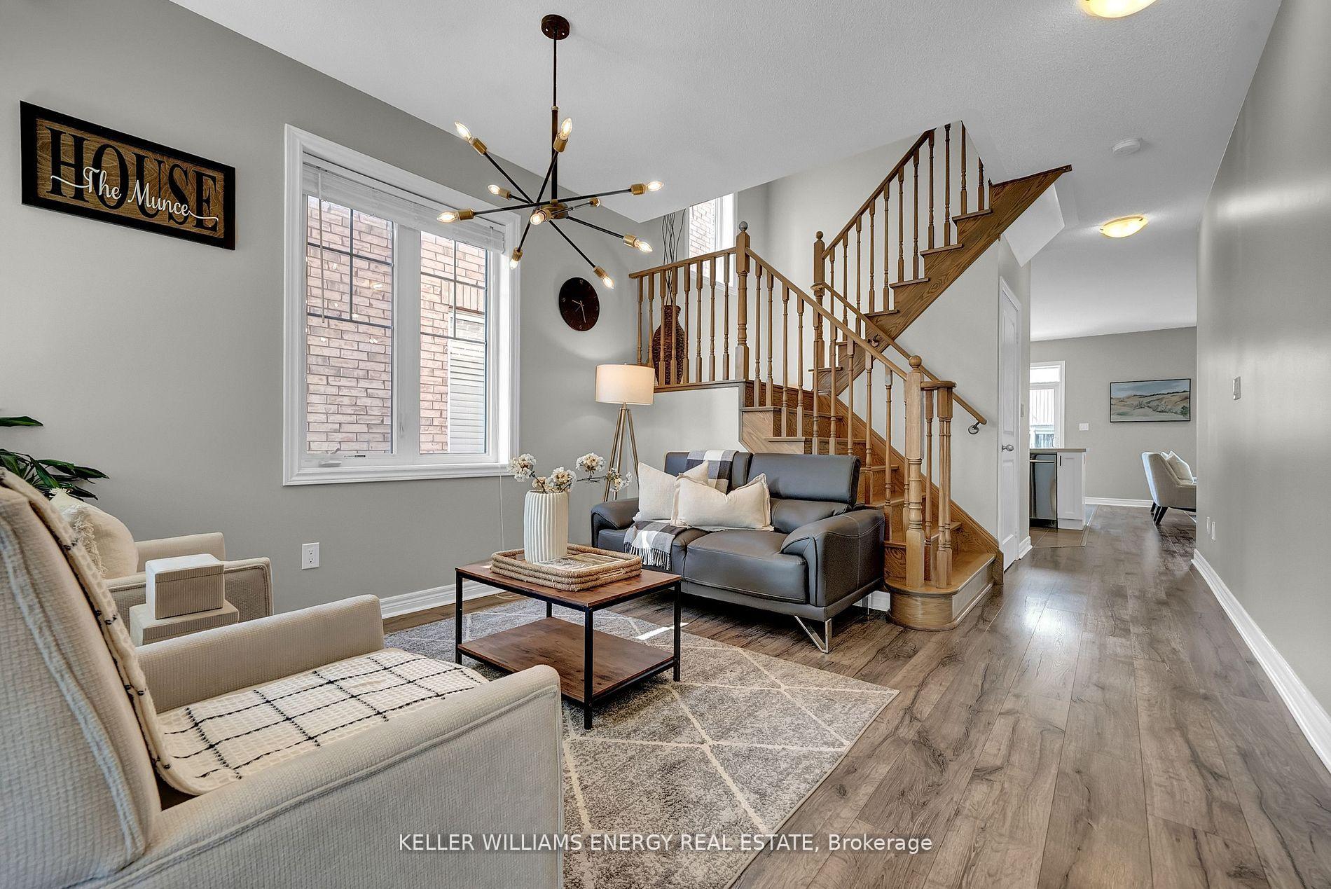 Photo 7 of 79 Sumersford Drive, Clarington, Bowmanville — HOMEH