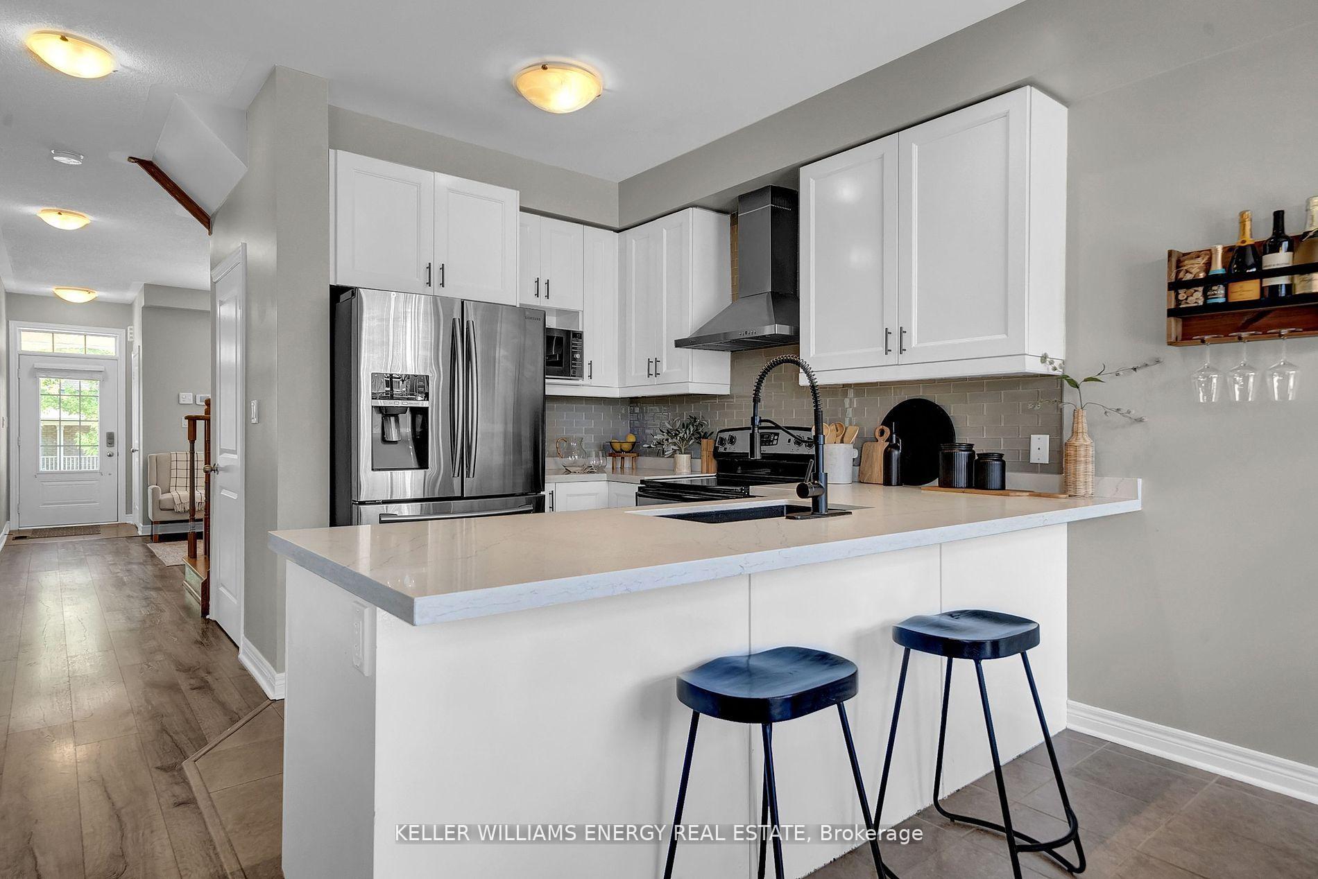 Photo 16 of 79 Sumersford Drive, Clarington, Bowmanville — HOMEH