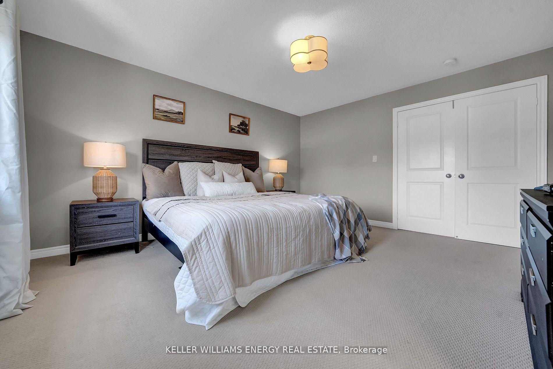 Photo 33 of 79 Sumersford Drive, Clarington, Bowmanville — HOMEH