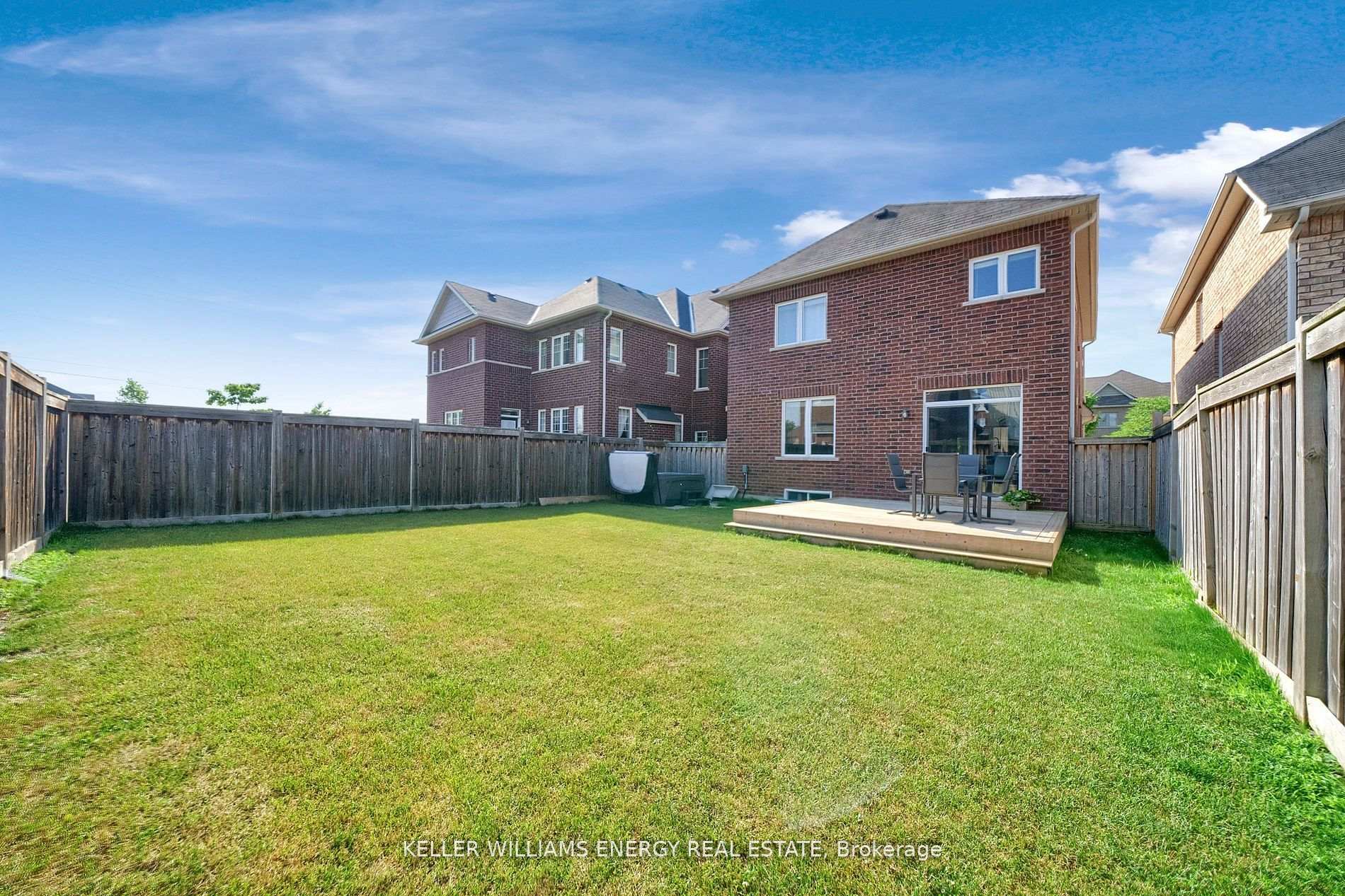 Photo 50 of 79 Sumersford Drive, Clarington, Bowmanville — HOMEH