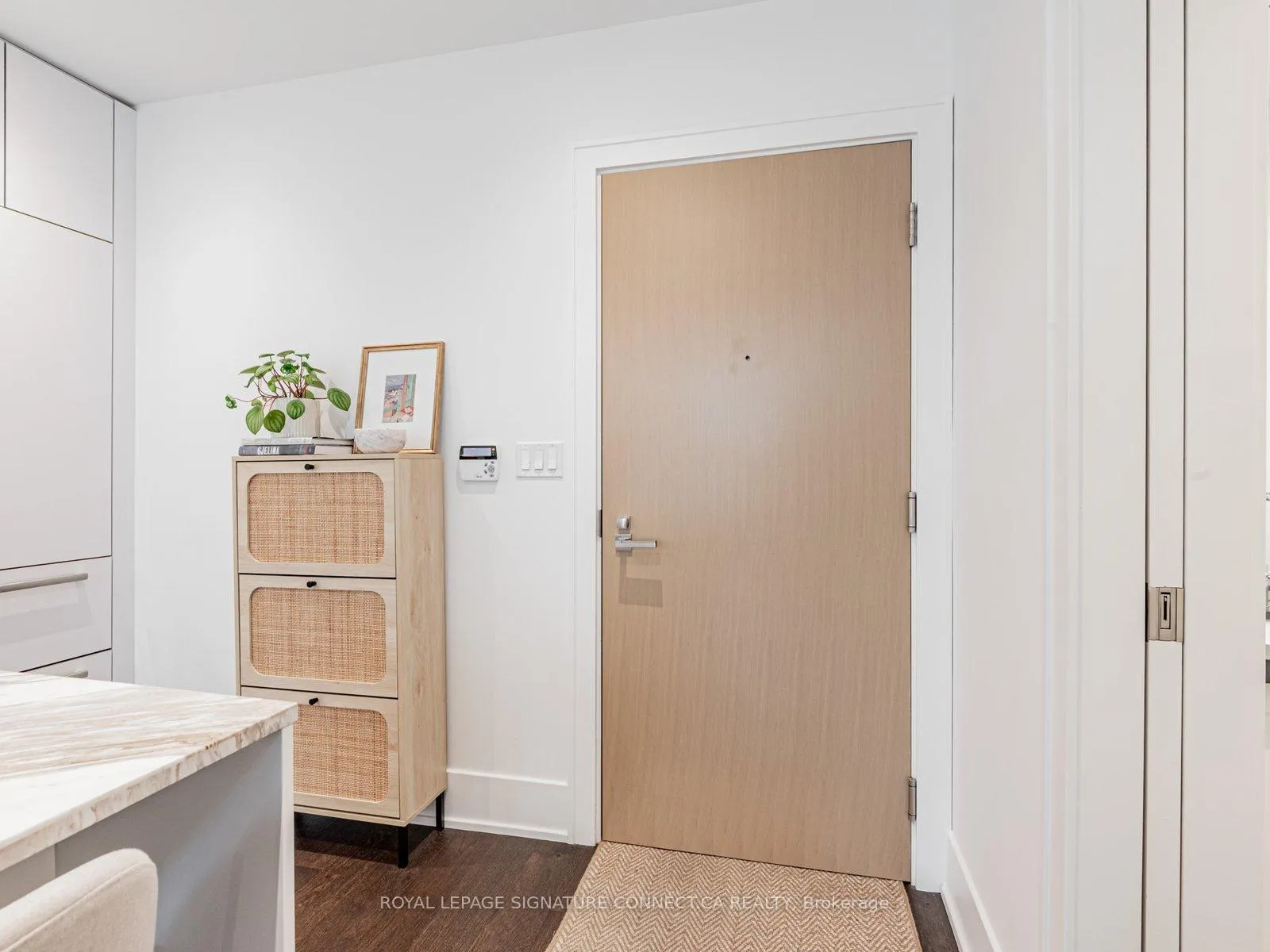 Photo 5 of Unit TH132, 39 Queens Quay E, Toronto, Waterfront Communities — HOMEH