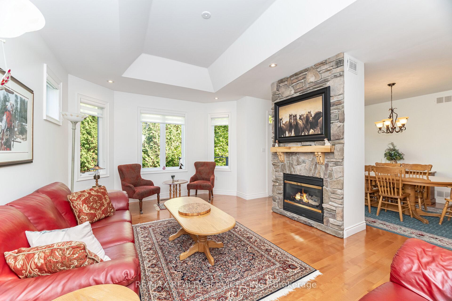 Photo 6 of 24 Putney Road, Caledon, Caledon East — HOMEH