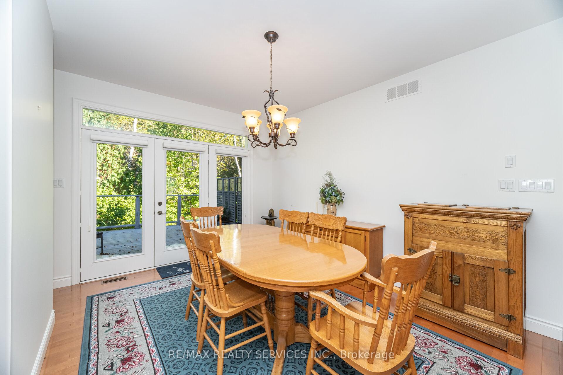 Photo 10 of 24 Putney Road, Caledon, Caledon East — HOMEH