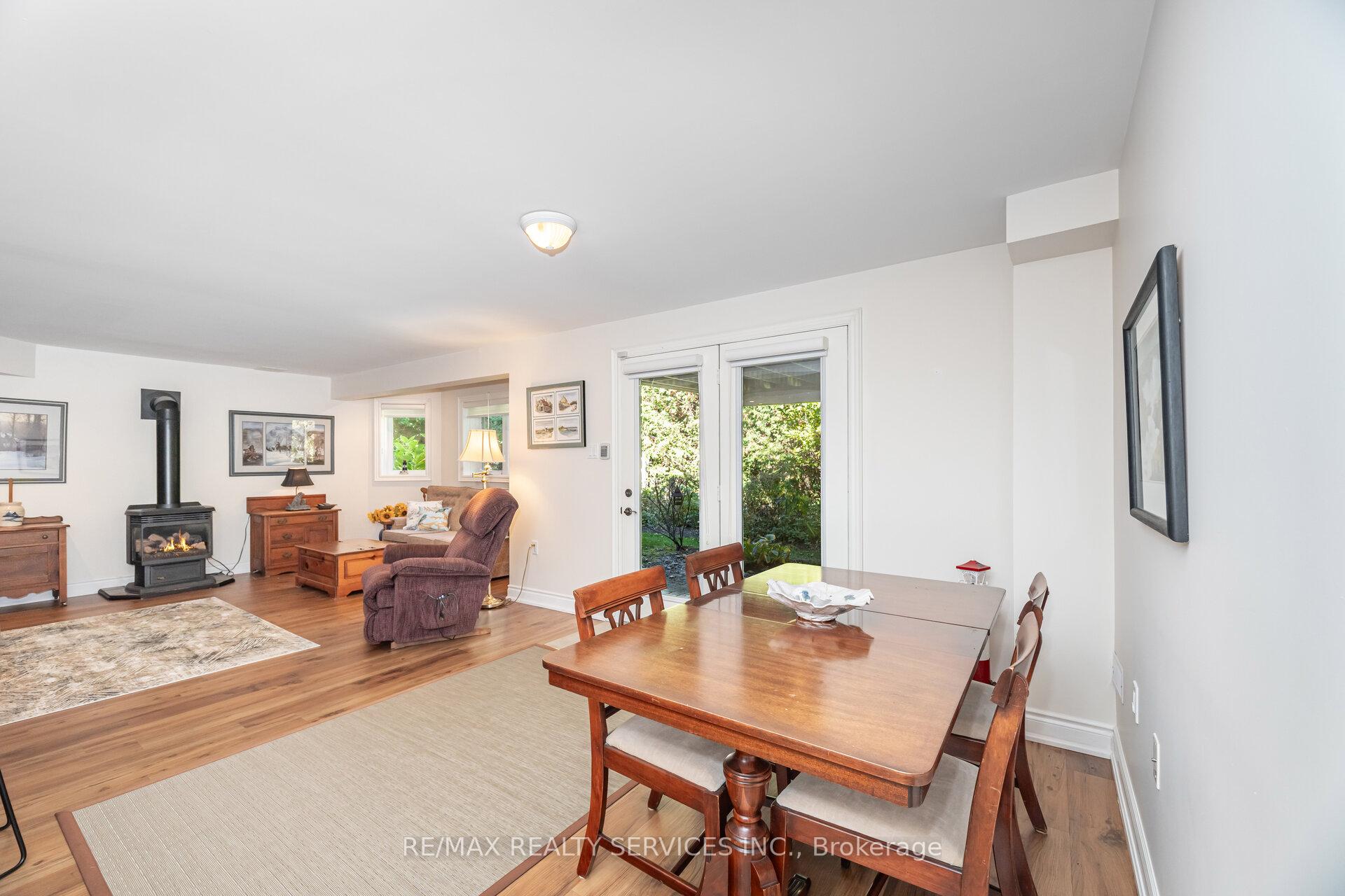Photo 33 of 24 Putney Road, Caledon, Caledon East — HOMEH