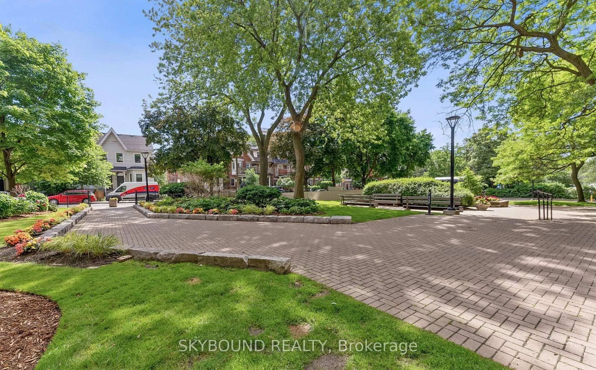 Photo 3 of Unit 2417, 40 Homewood Avenue, Toronto, Cabbagetown-South St. James Town — HOMEH