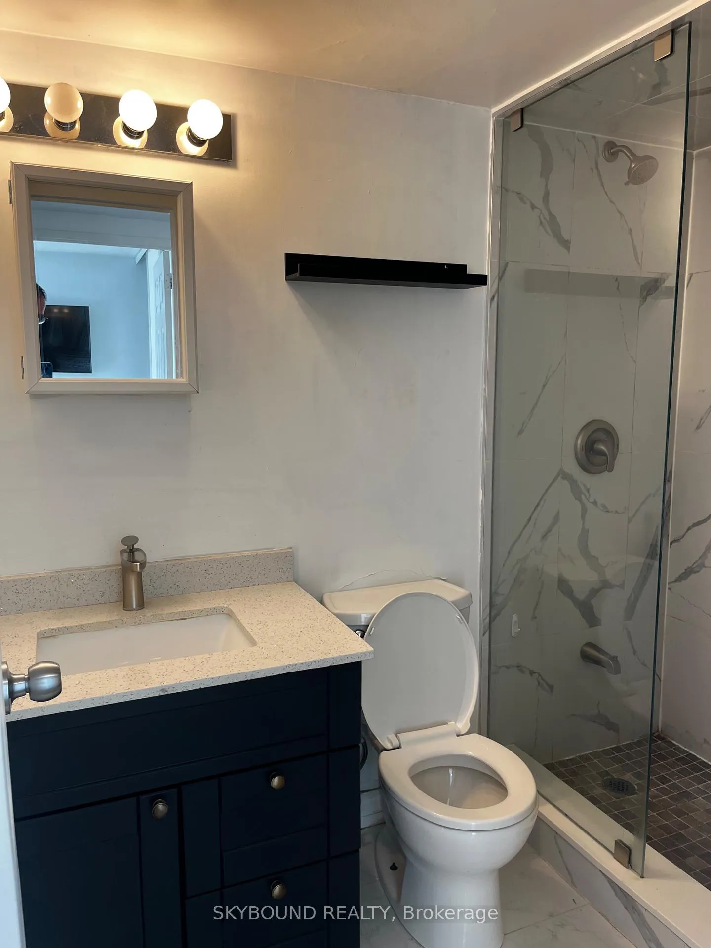 Photo 19 of Unit 2417, 40 Homewood Avenue, Toronto, Cabbagetown-South St. James Town — HOMEH