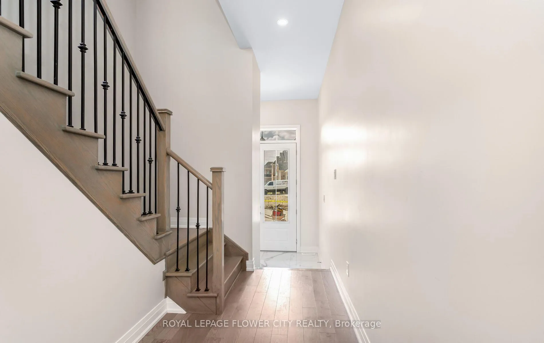 Photo 8 of 44 Royal Fern Crescent, Caledon, Rural Caledon — HOMEH