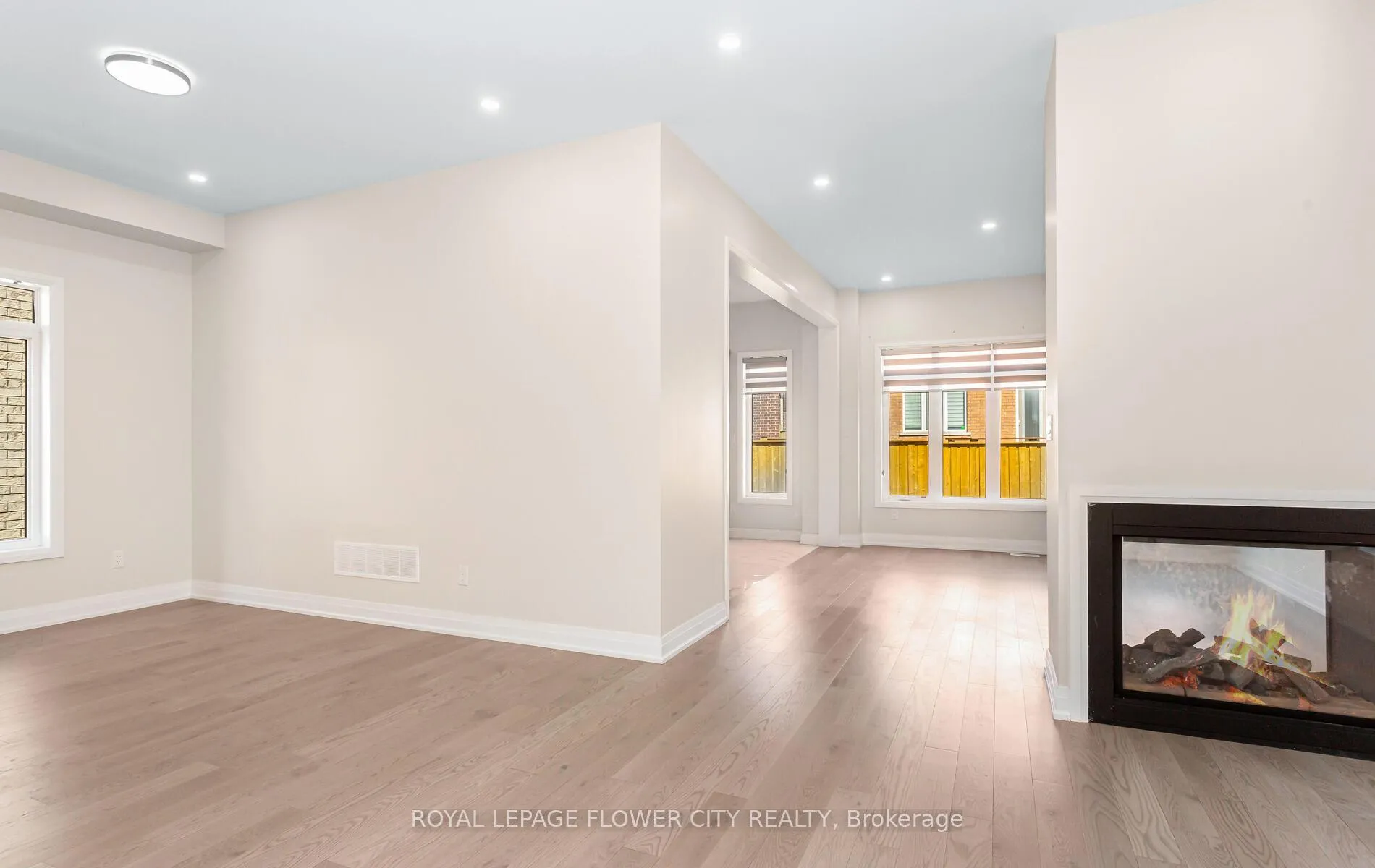 Photo 11 of 44 Royal Fern Crescent, Caledon, Rural Caledon — HOMEH