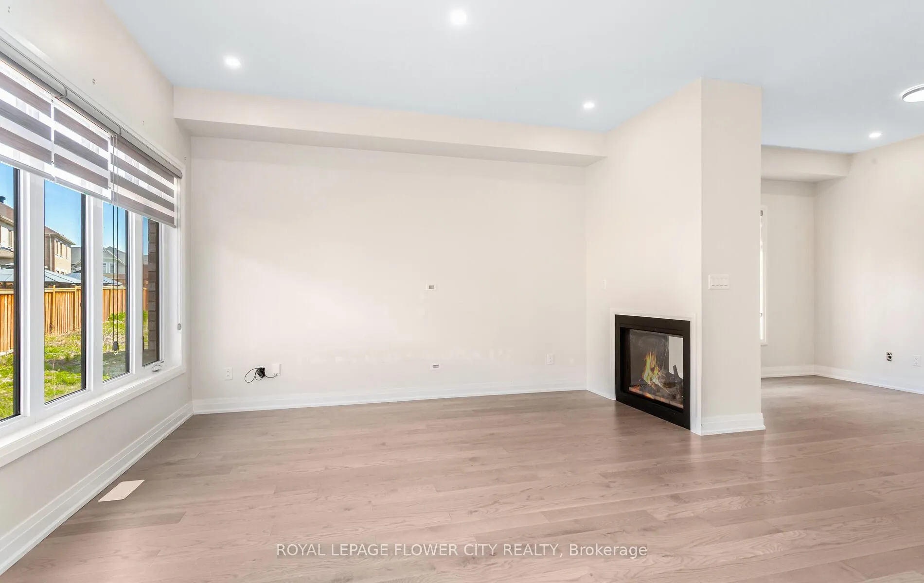 Photo 16 of 44 Royal Fern Crescent, Caledon, Rural Caledon — HOMEH