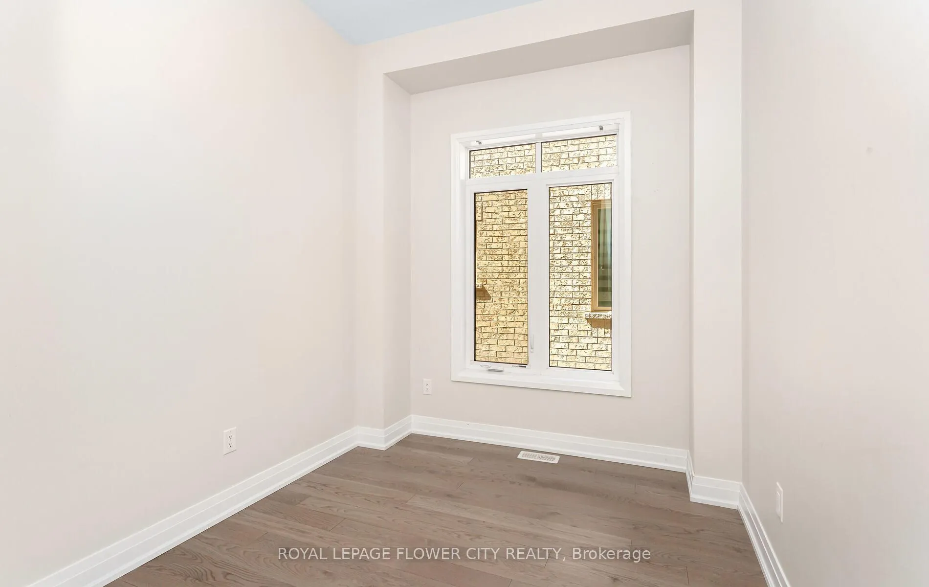 Photo 23 of 44 Royal Fern Crescent, Caledon, Rural Caledon — HOMEH