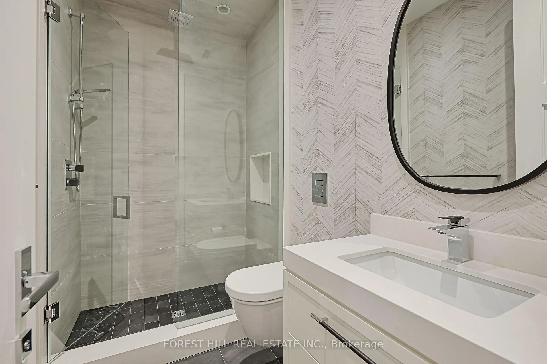Photo 41 of 14 Oriole Gardens, Toronto, Yonge-St. Clair — HOMEH
