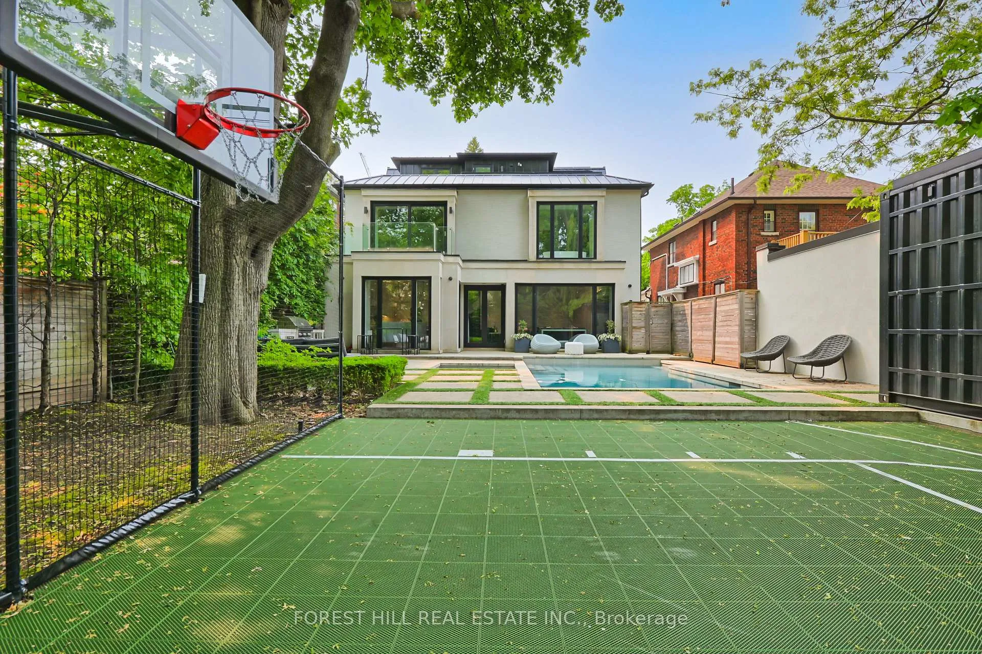Photo 48 of 14 Oriole Gardens, Toronto, Yonge-St. Clair — HOMEH