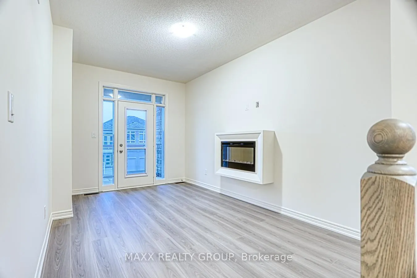 Photo 20 of 297 Great Falls Boulevard, Hamilton, Waterdown — HOMEH