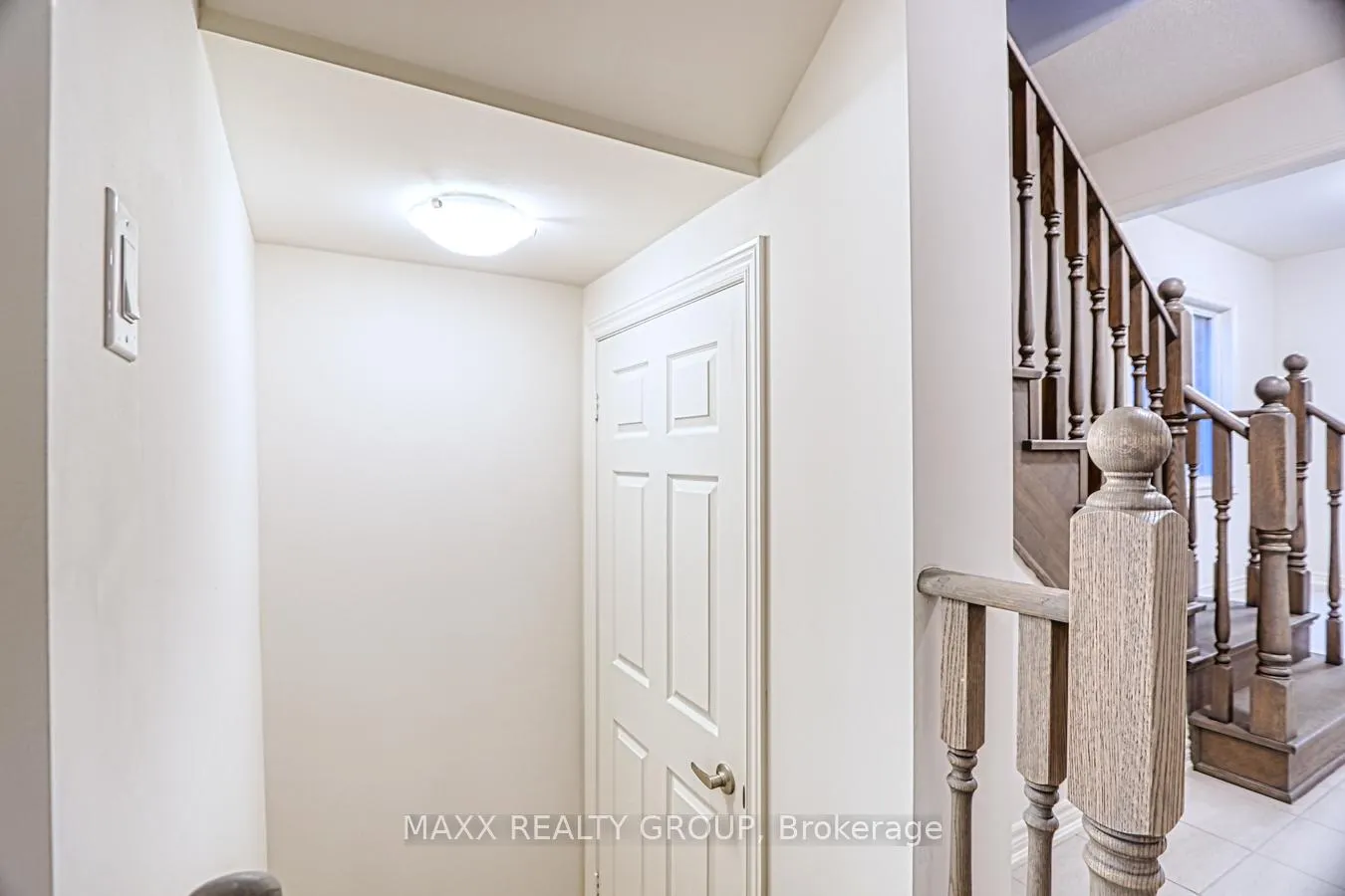 Photo 36 of 297 Great Falls Boulevard, Hamilton, Waterdown — HOMEH