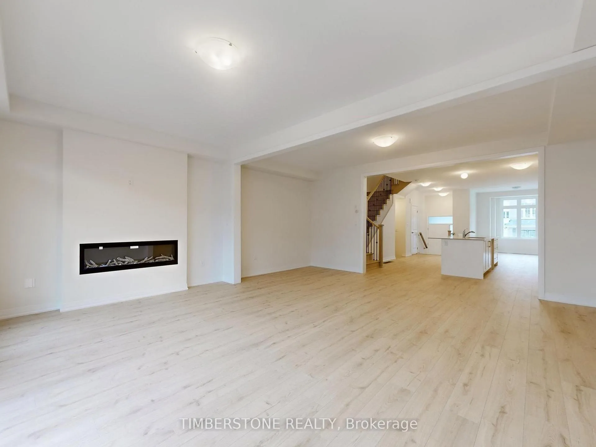 Photo 5 of 2615 Apricot Lane, Pickering, Rural Pickering — HOMEH