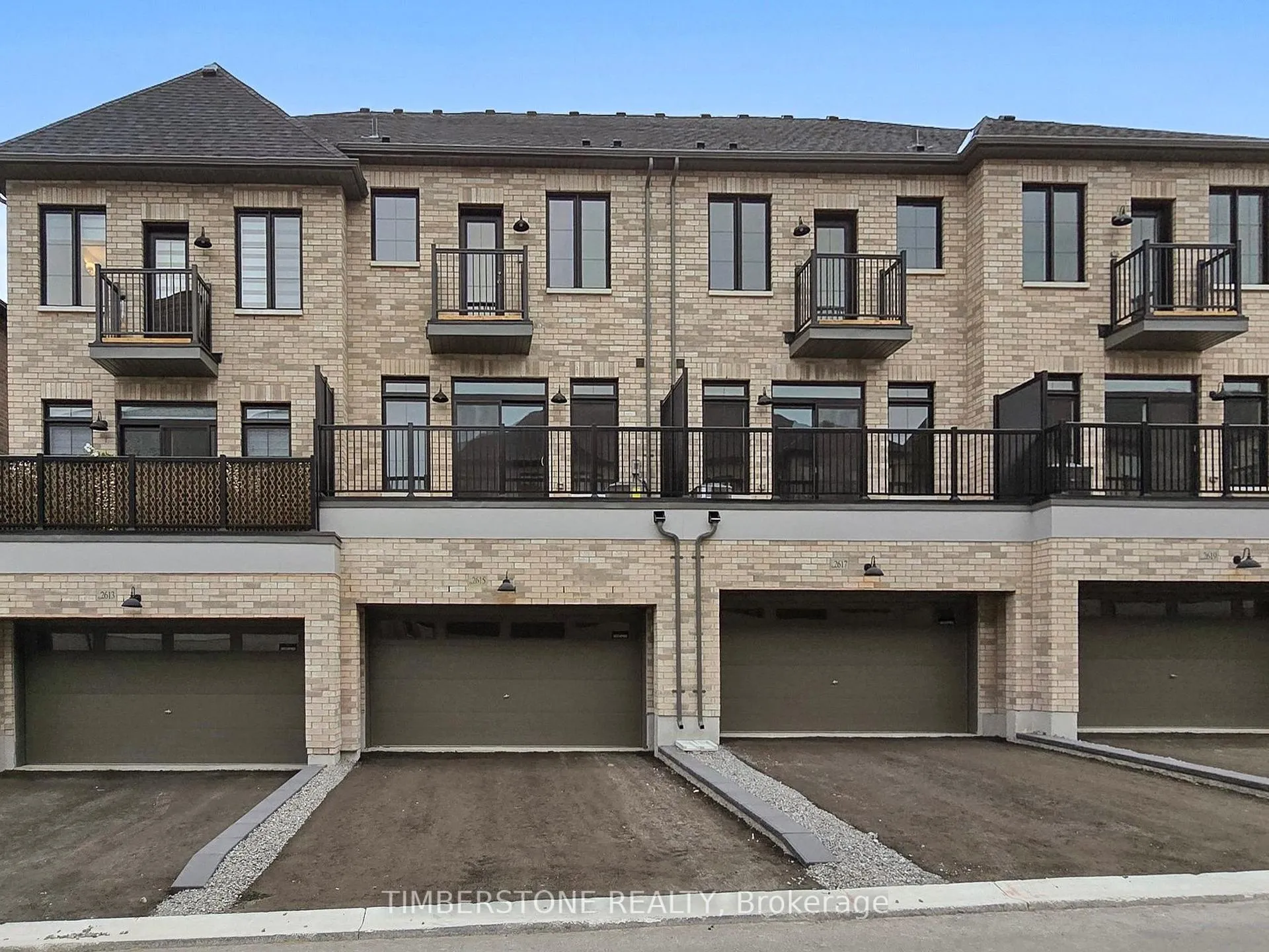 Photo 32 of 2615 Apricot Lane, Pickering, Rural Pickering — HOMEH