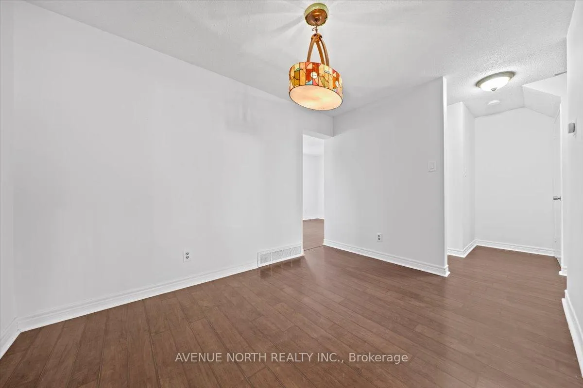 Photo 13 of 306 Elderberry Terrace, Ottawa, Chatelaine Village — HOMEH
