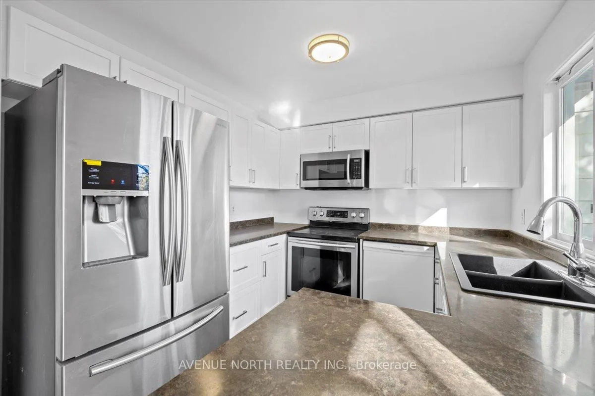 Photo 15 of 306 Elderberry Terrace, Ottawa, Chatelaine Village — HOMEH