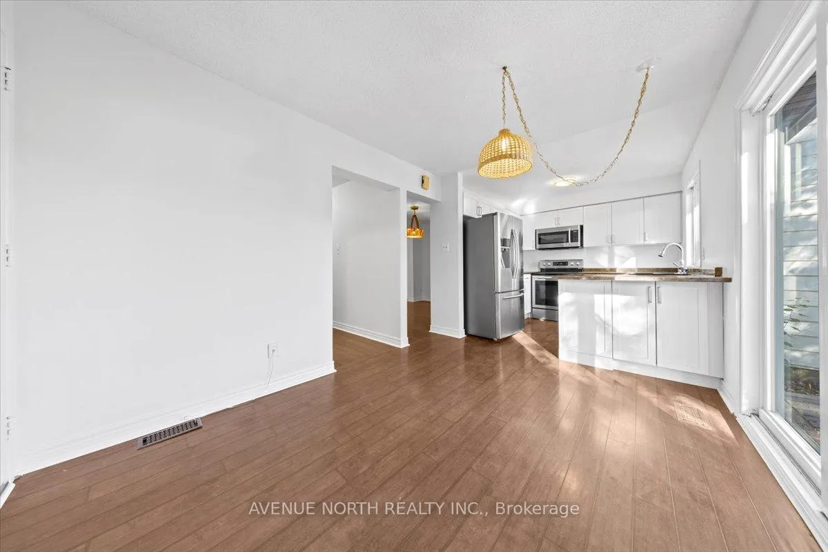 Photo 21 of 306 Elderberry Terrace, Ottawa, Chatelaine Village — HOMEH