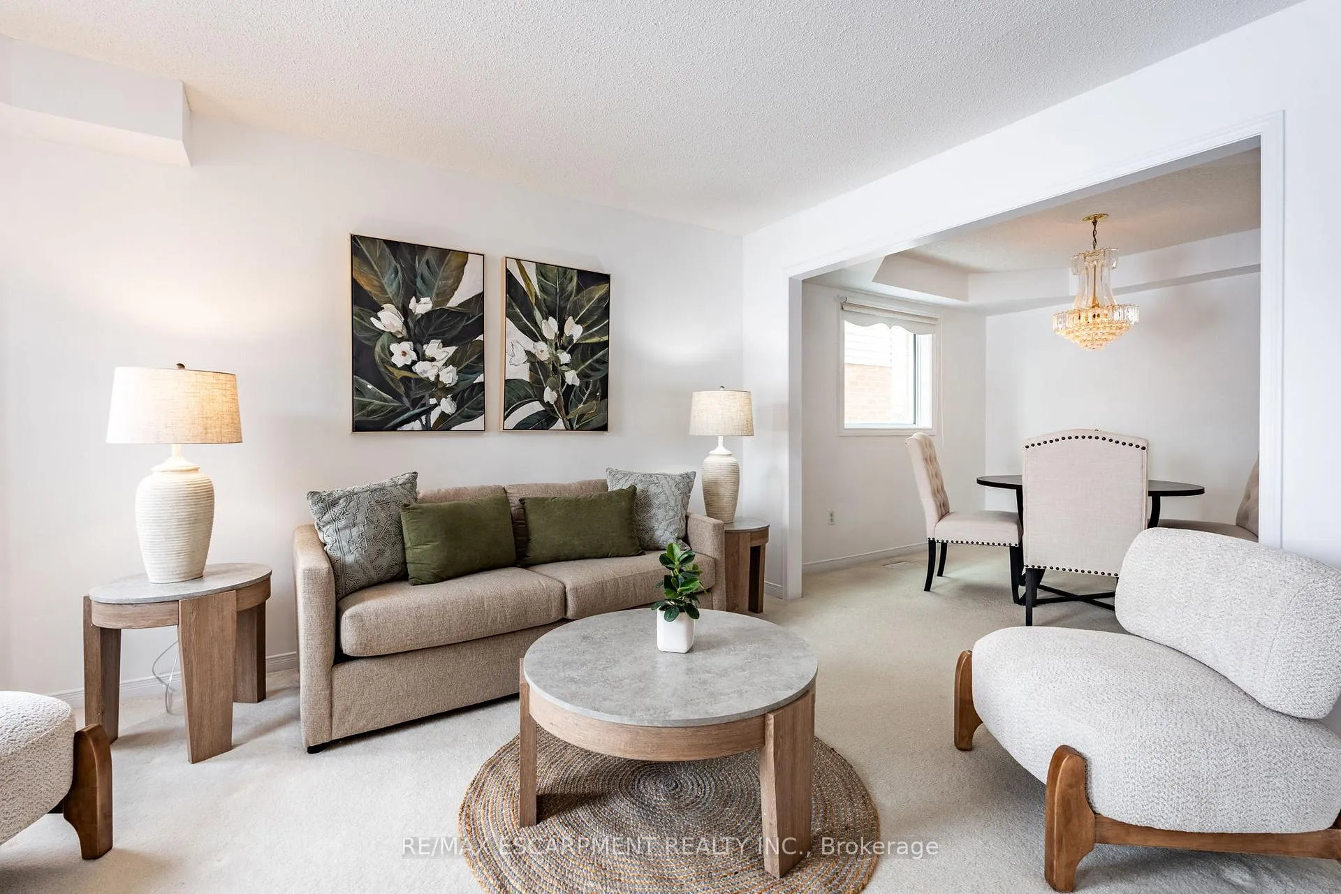 Photo 6 of 13 Waterwheel Crescent, Hamilton, Waterdown — HOMEH