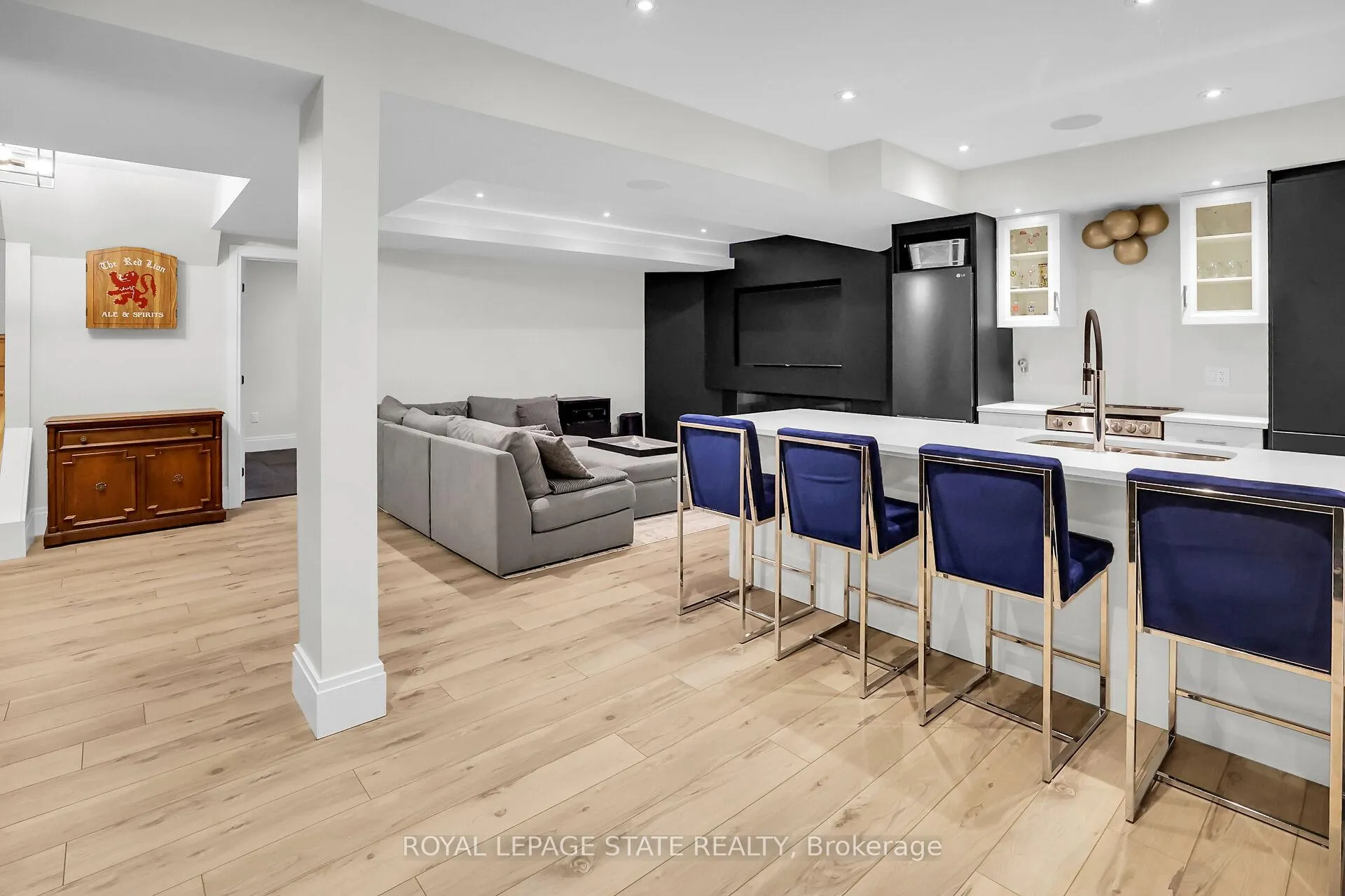 Photo 41 of 20 Catalpa Court, Grimsby, Grimsby West — HOMEH