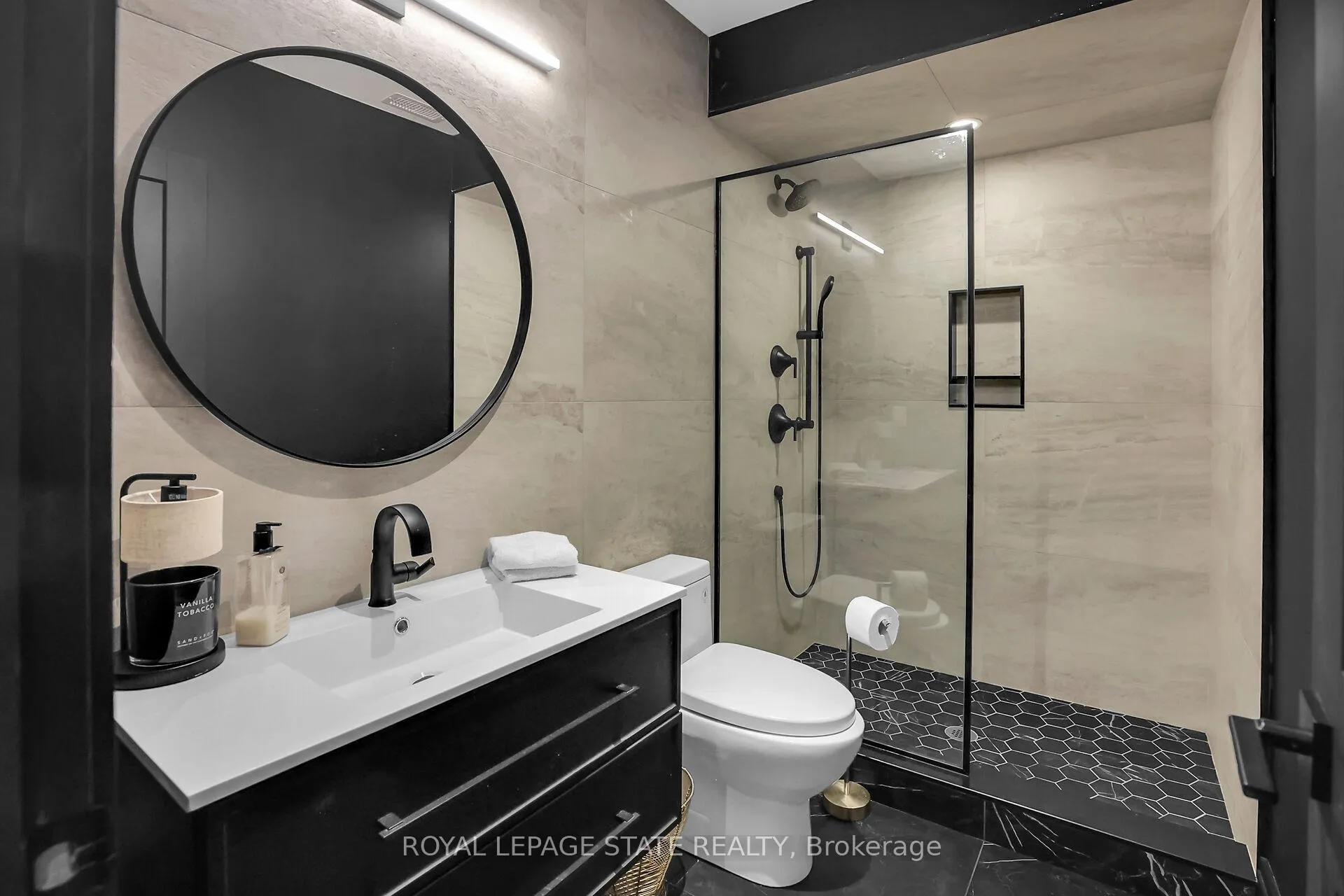Photo 45 of 20 Catalpa Court, Grimsby, Grimsby West — HOMEH