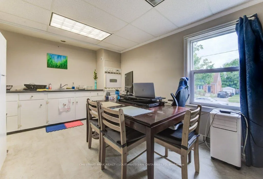 Photo 11 of 56 Lilac Street, Waterloo — HOMEH