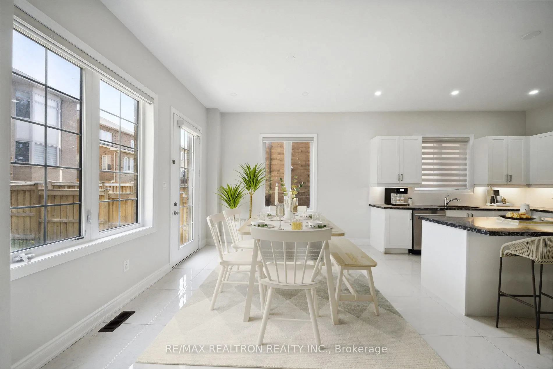 Photo 13 of 65 Cannes Ave, Vaughan, Vellore Village — HOMEH