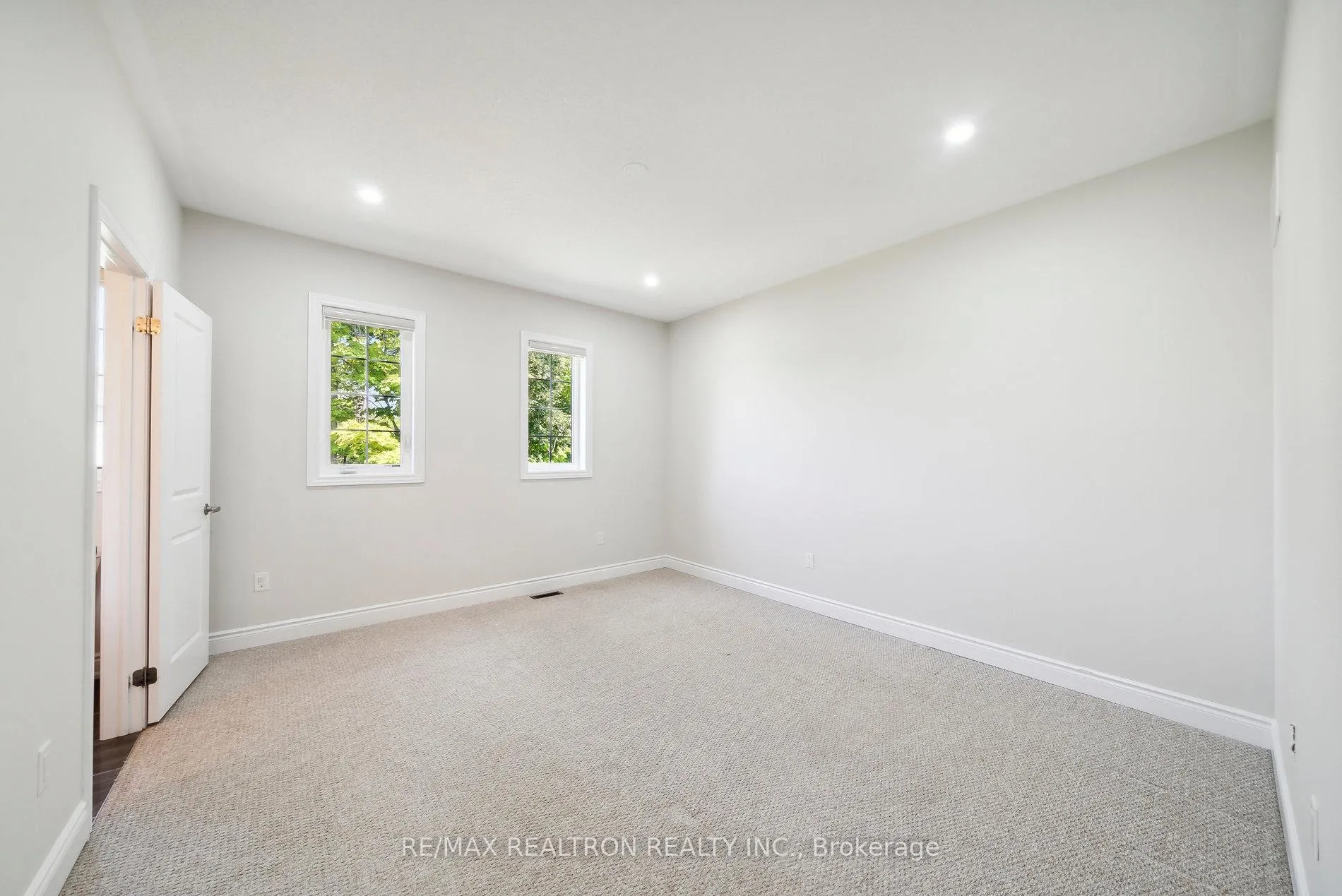 Photo 33 of 65 Cannes Ave, Vaughan, Vellore Village — HOMEH