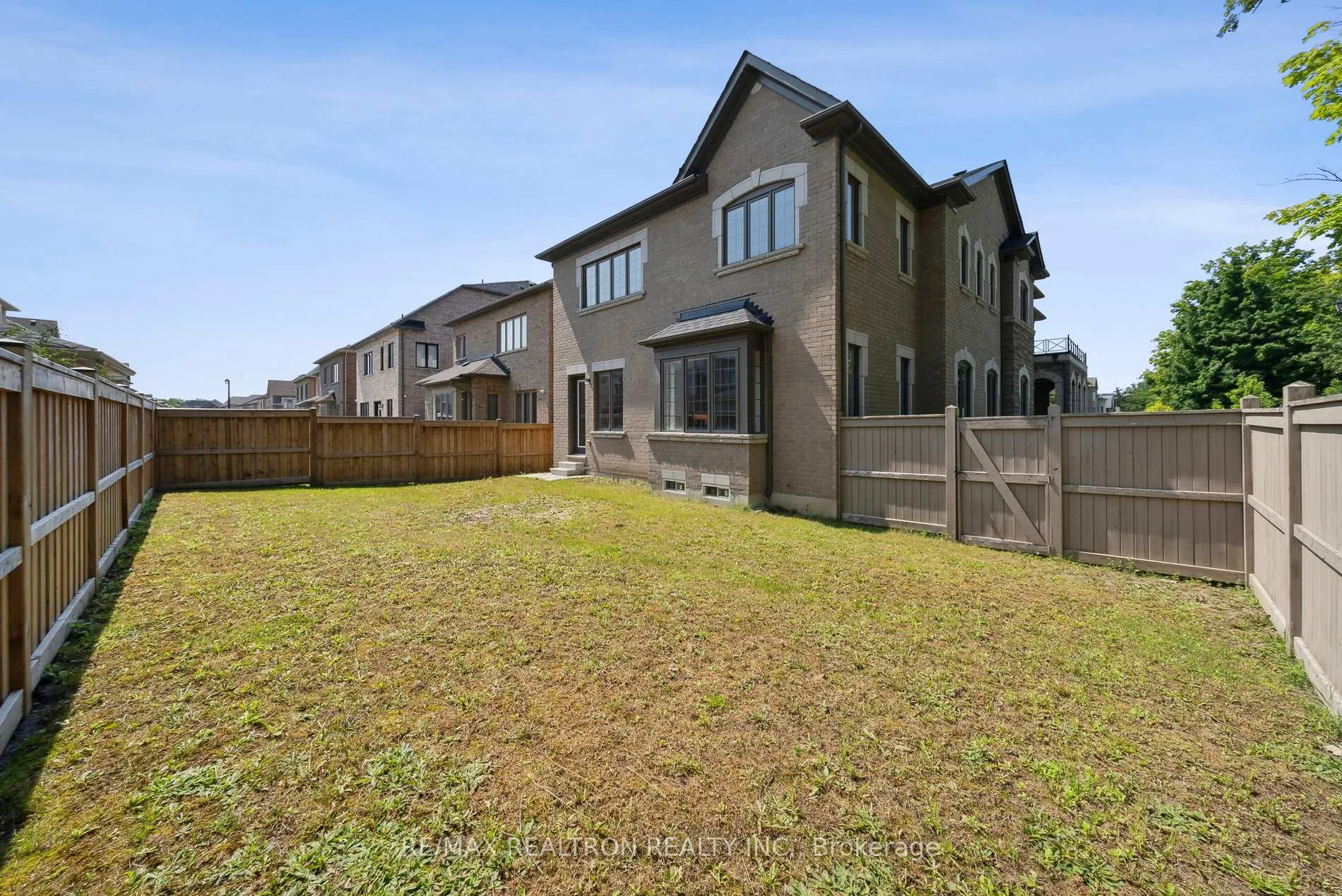 Photo 35 of 65 Cannes Ave, Vaughan, Vellore Village — HOMEH