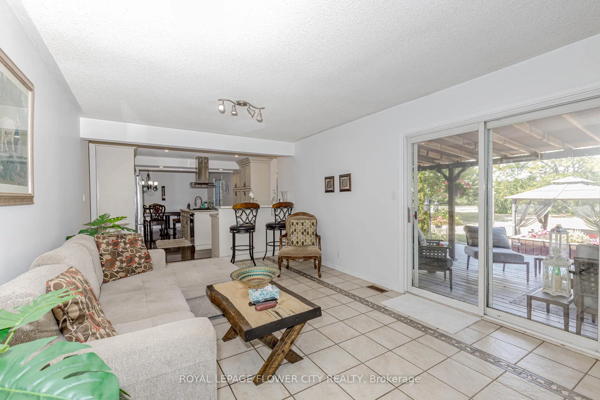 Photo 12 of 169 Sunningdale Drive, Belleville, Thurlow Ward — HOMEH