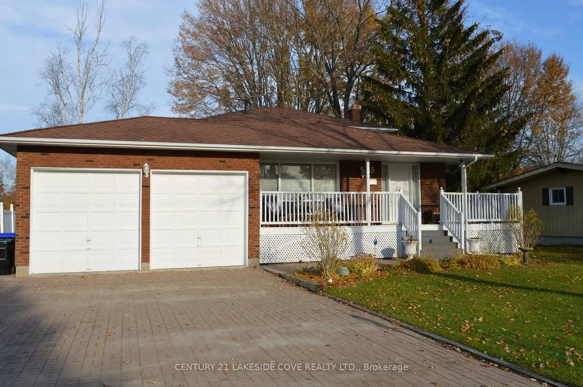 Photo 3 of 25 Turtle Path, Ramara, Brechin — HOMEH