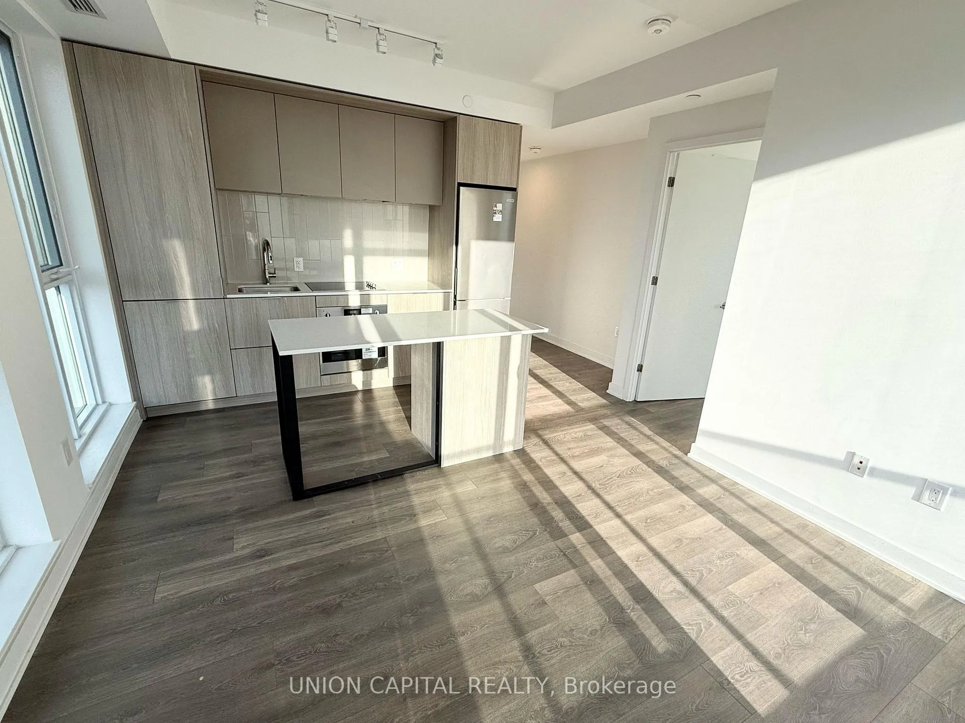Photo 4 of Unit 1308, 130 River Street, Toronto, Regent Park — HOMEH