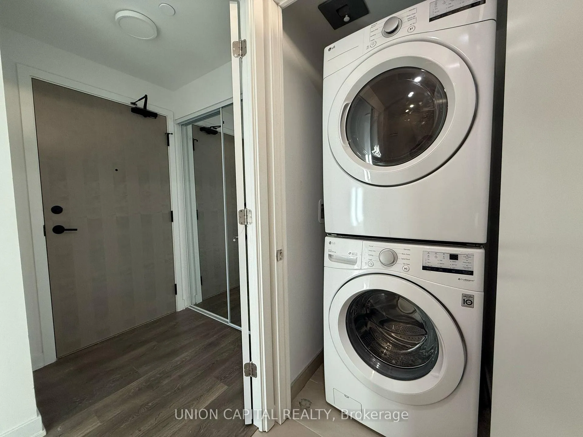 Photo 13 of Unit 1308, 130 River Street, Toronto, Regent Park — HOMEH