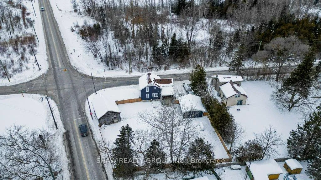 Photo 5 of 707 Conservation Drive, Waterloo, Laurelwood — HOMEH