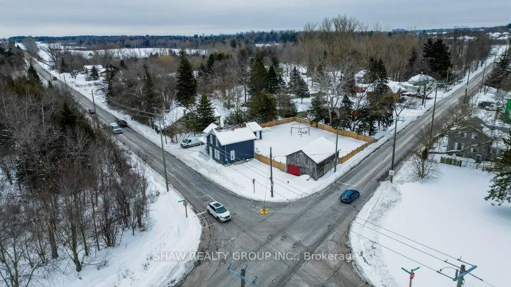 Photo 8 of 707 Conservation Drive, Waterloo, Laurelwood — HOMEH