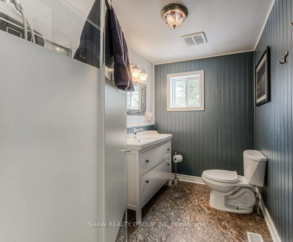 Photo 11 of 707 Conservation Drive, Waterloo, Laurelwood — HOMEH