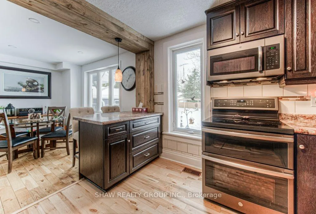 Photo 18 of 707 Conservation Drive, Waterloo, Laurelwood — HOMEH