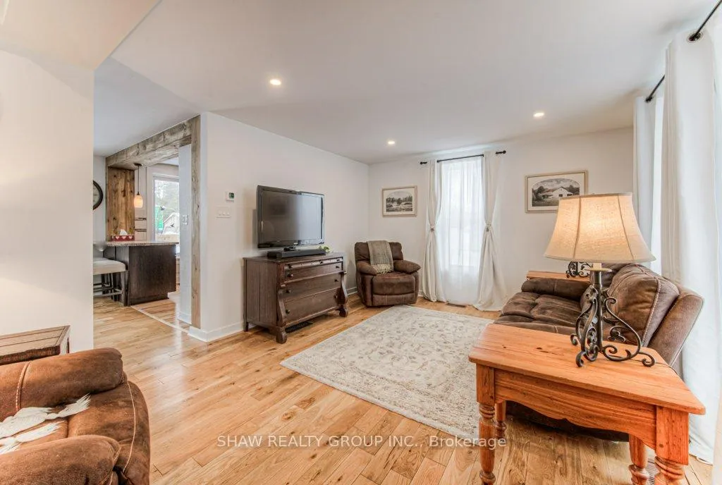 Photo 20 of 707 Conservation Drive, Waterloo, Laurelwood — HOMEH