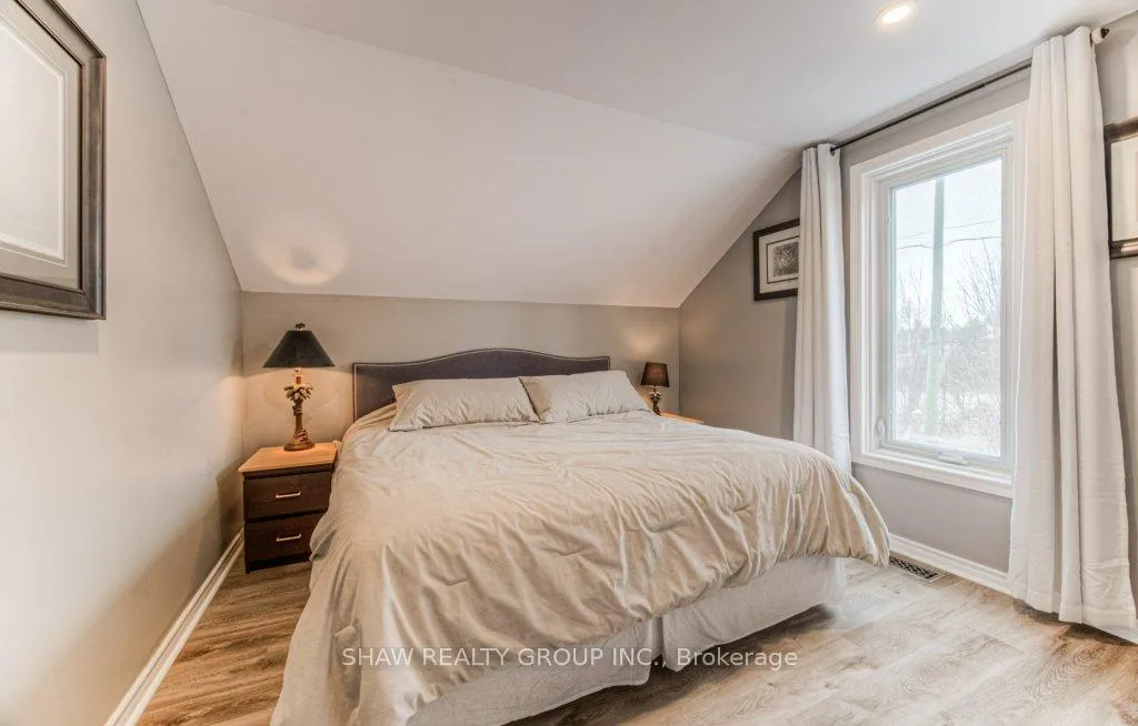 Photo 29 of 707 Conservation Drive, Waterloo, Laurelwood — HOMEH