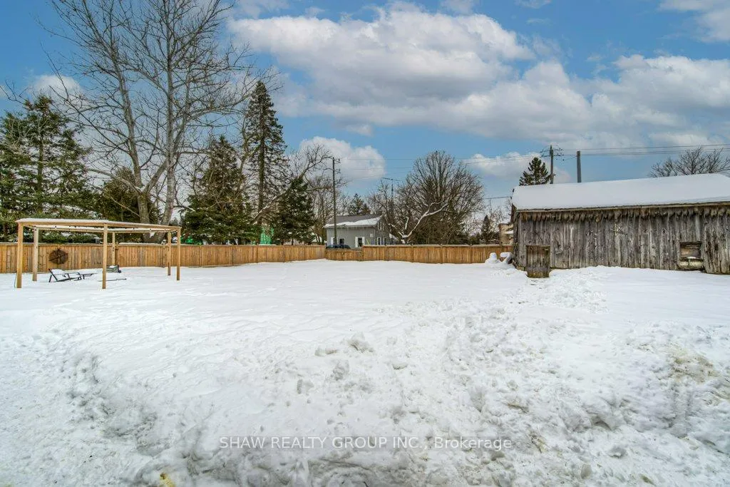 Photo 34 of 707 Conservation Drive, Waterloo, Laurelwood — HOMEH