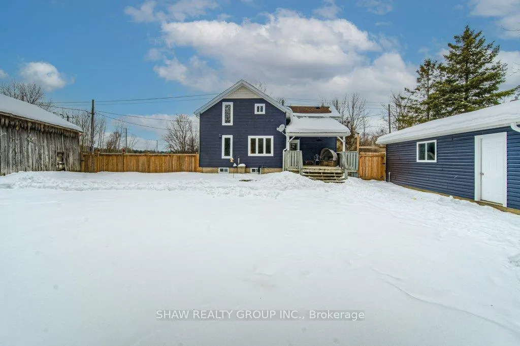 Photo 38 of 707 Conservation Drive, Waterloo, Laurelwood — HOMEH